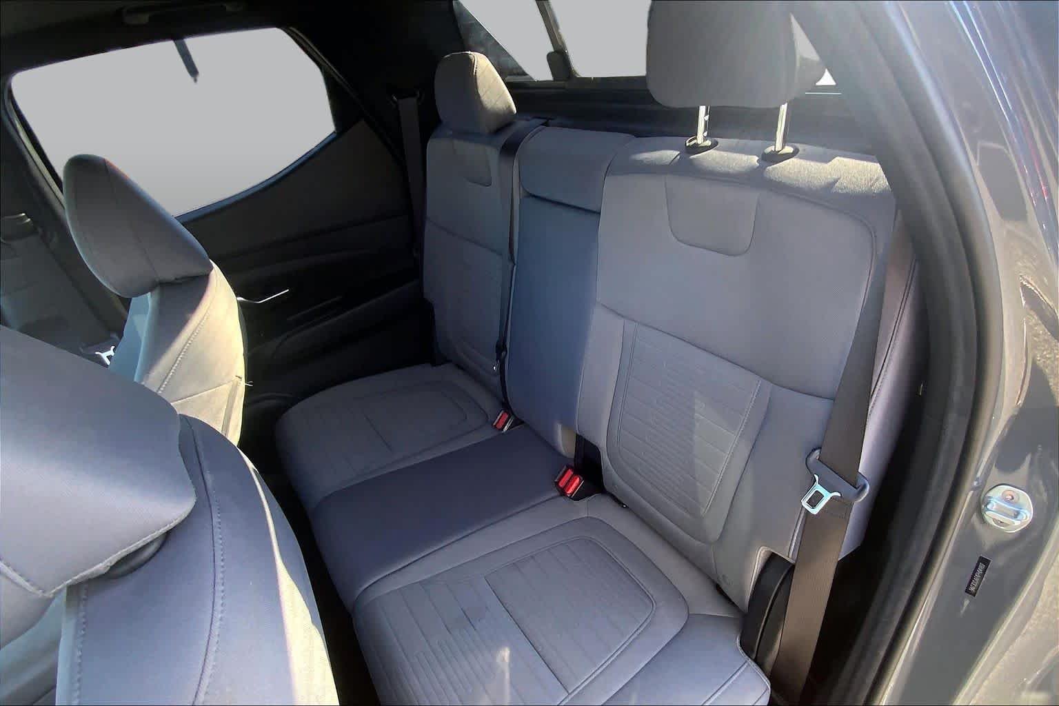 Used 2023 Hampton Gray Hyundai SEL Premium image 18