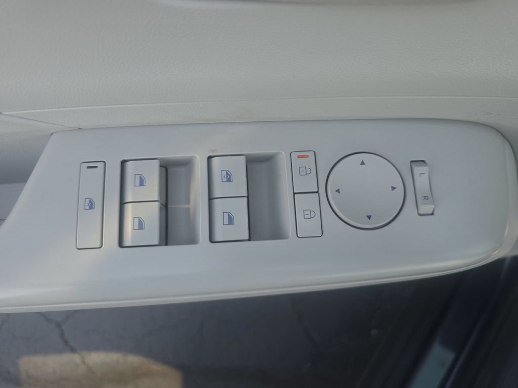 Used 2024 Denim Blue Pearl Hyundai SE image 32