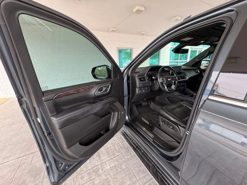 Used 2021 Gray Chevrolet LT image 12