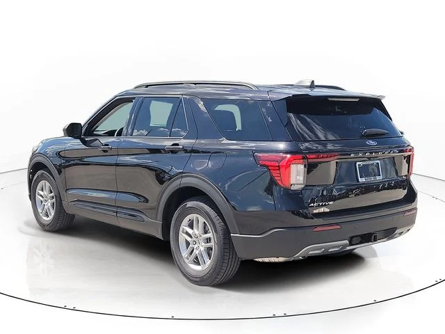 New 2026 Black Metallic Ford Active image 7