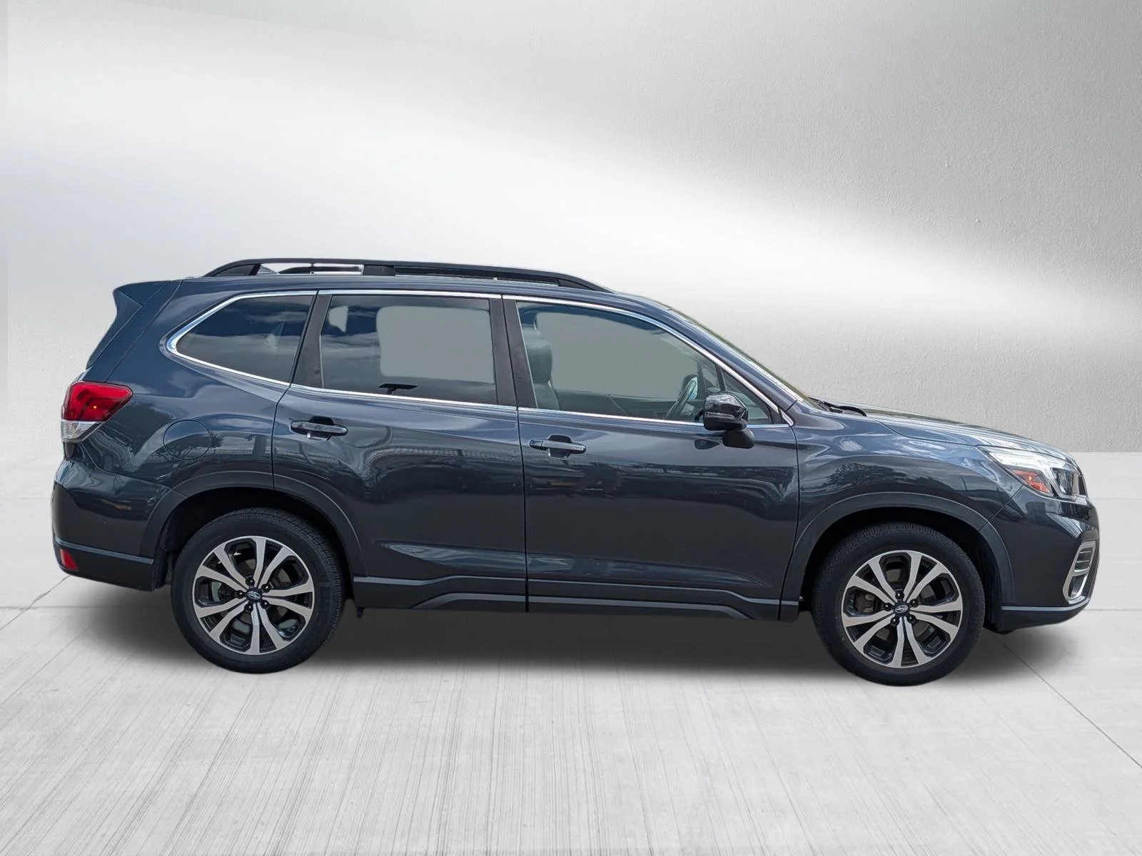 Used 2019 Dark Gray Metallic Subaru Limited image 8