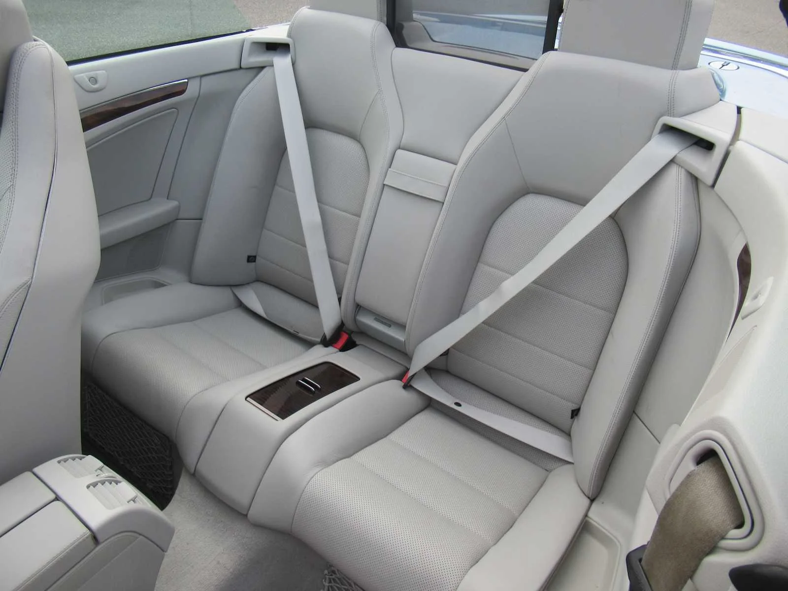 Certified Used 2012 Quartz Blue Metallic Mercedes-Benz E 350 image 20