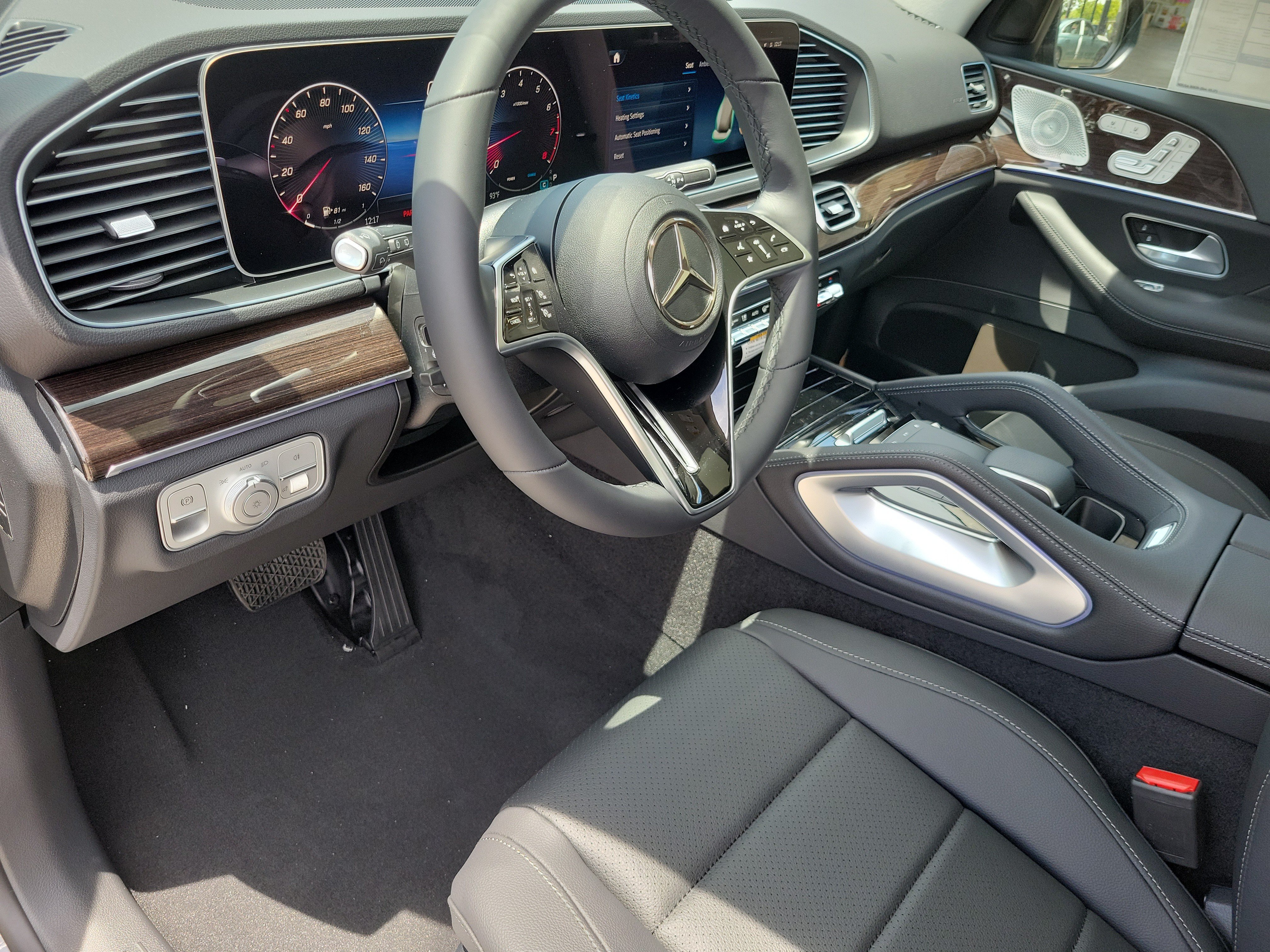 New 2026 Black Mercedes-Benz GLE 450 image 54