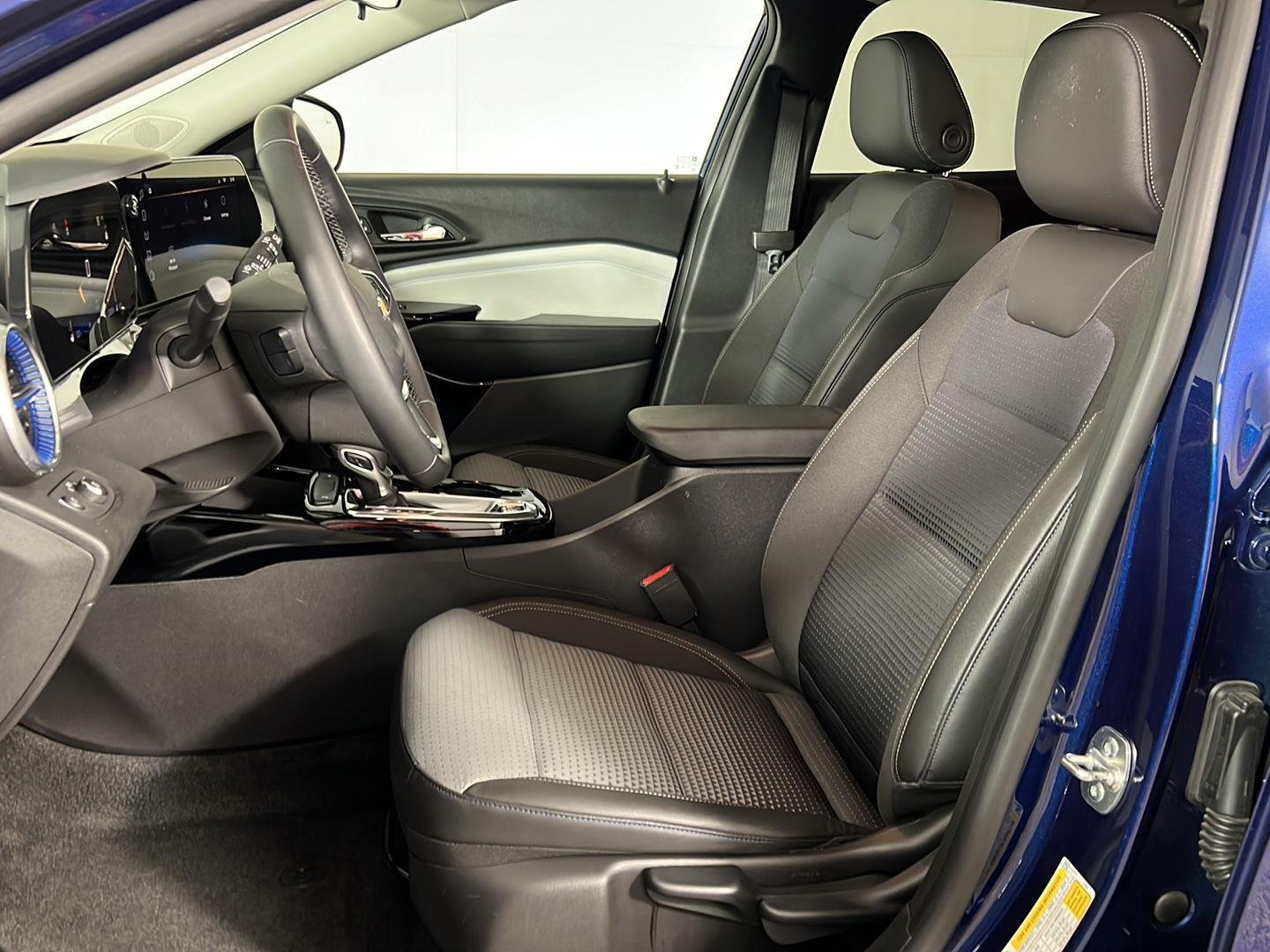 Used 2024 Blue Glow Metallic Chevrolet LT image 25