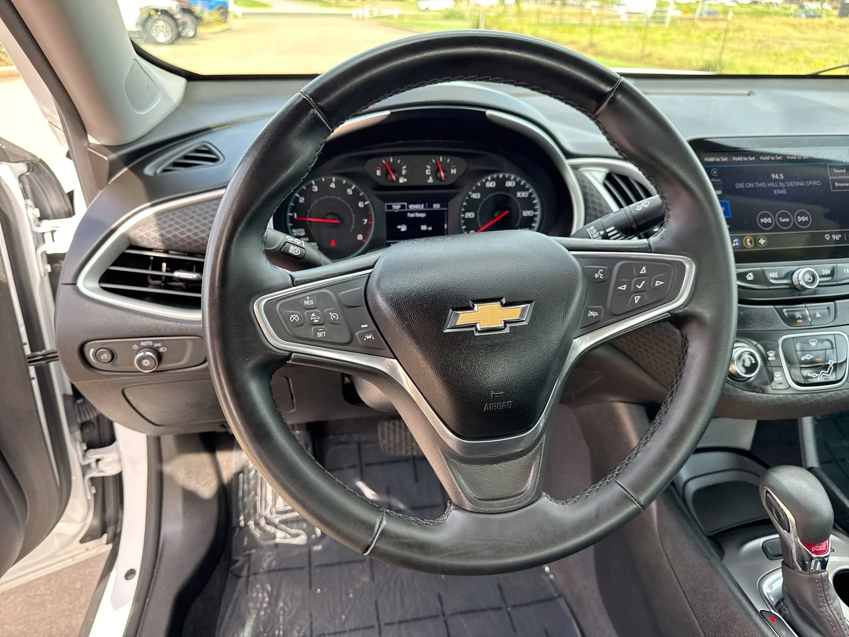 2023 Chevrolet Malibu RS - Photo 14