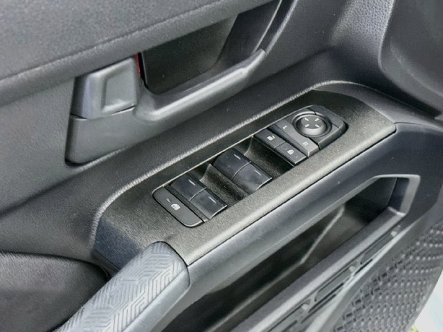 Used 2025 White Toyota SR5 image 18