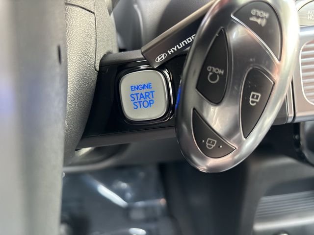 New 2026 White Hyundai SEL AWD image 21