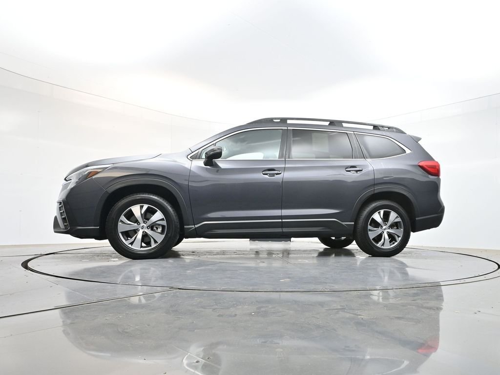 Used 2023 Gray Metallic Subaru Premium image 34