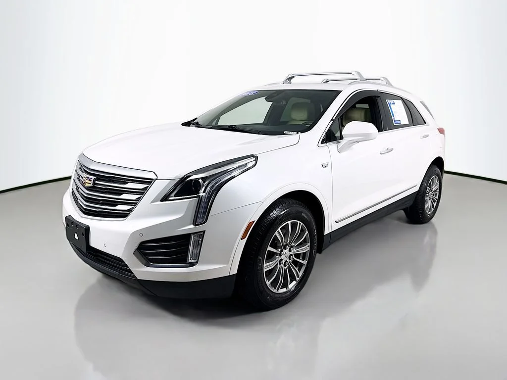 Used 2018 Crystal White Tri-Coat Cadillac Luxury AWD image 9
