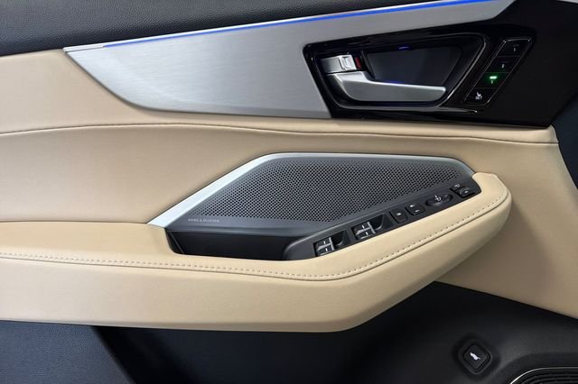 New 2026 Platinum White Pearl Acura Technology Package image 8
