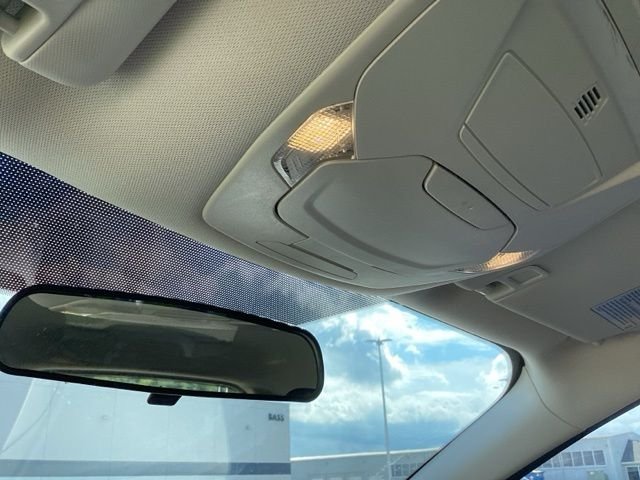 Used 2015 Blue Ford S image 35