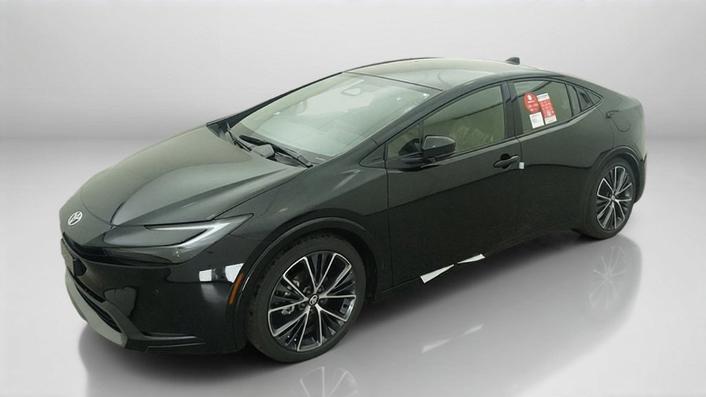 2027 Toyota Prius XLE