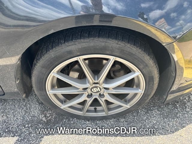 Used 2012 Black Ford SEL image 7