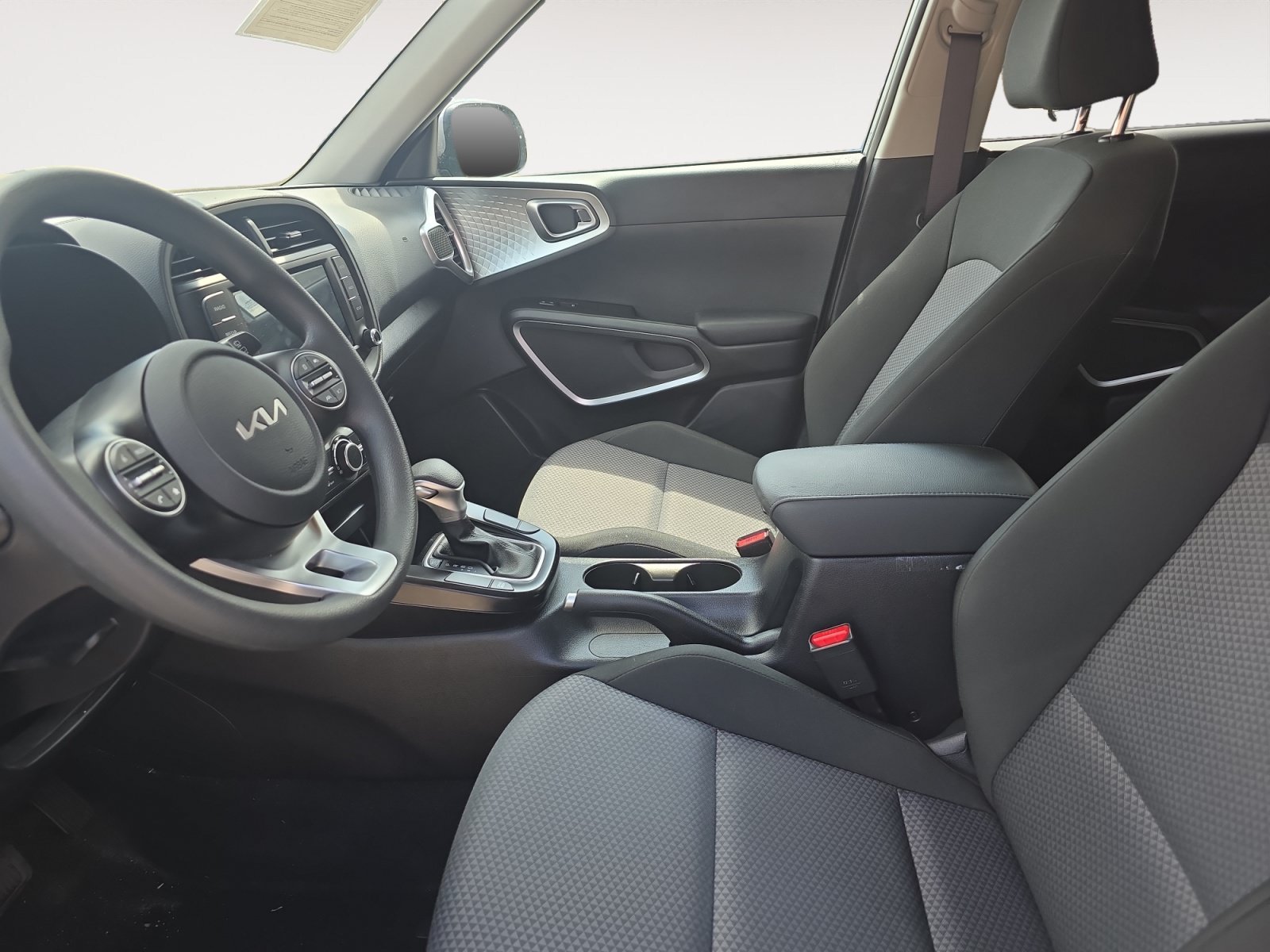 Certified Used 2025 Steel Gray Kia LX image 20