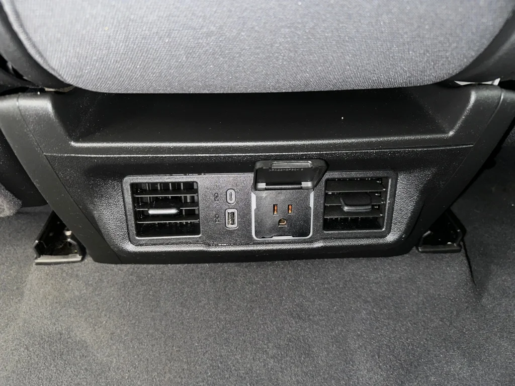 2024 Chevrolet Silverado 1500 LT - Photo 22