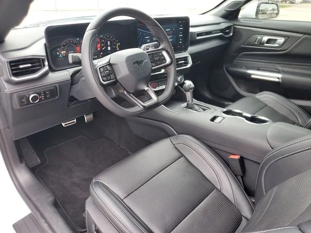 2025 Ford Mustang GT Premium Fastback - Photo 13