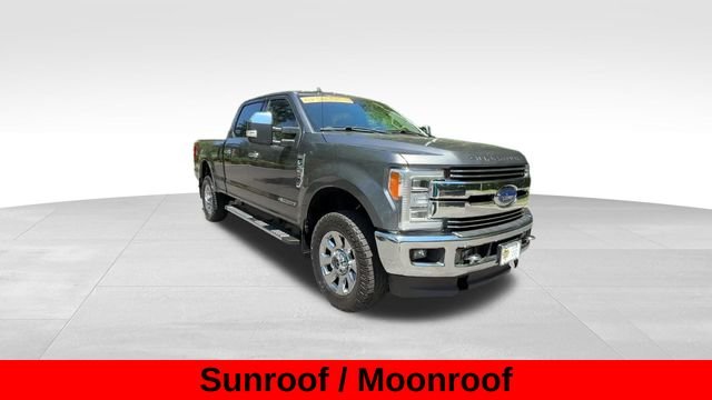Used 2019 Gray Ford Lariat image 8