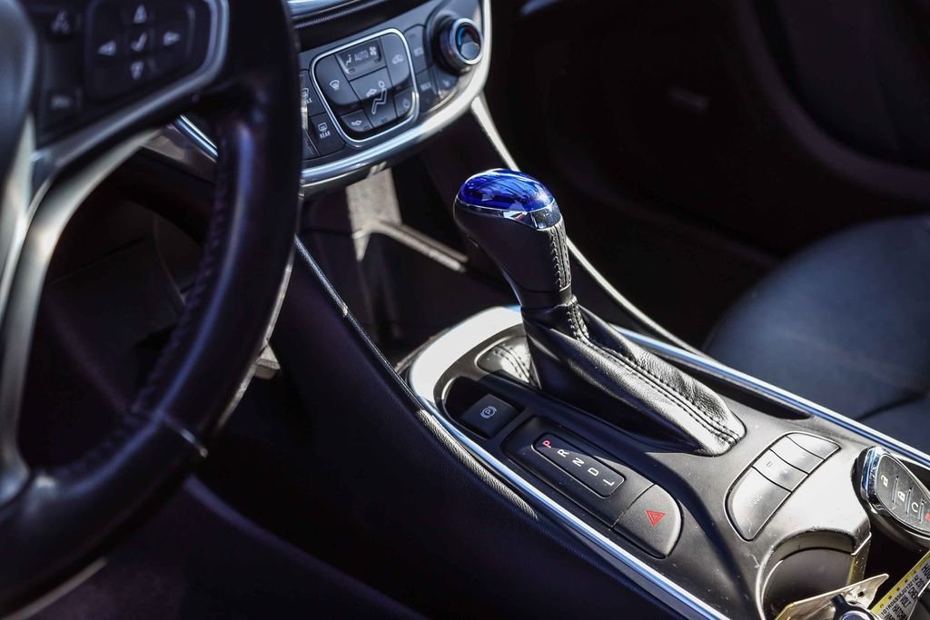 2018 Chevrolet Volt Premier - Photo 19