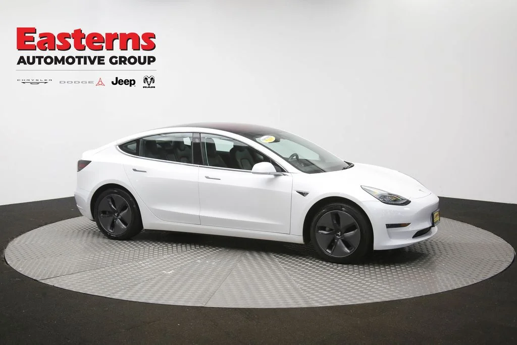 Used 2018 White Tesla Long Range image 41