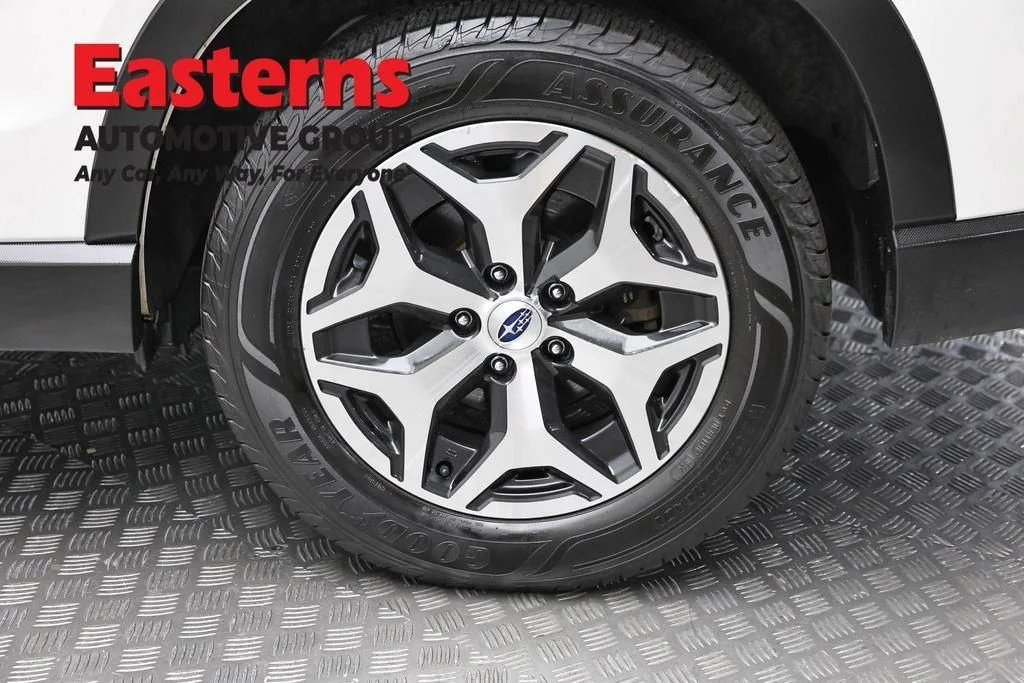 Used 2022 White Subaru Premium image 10