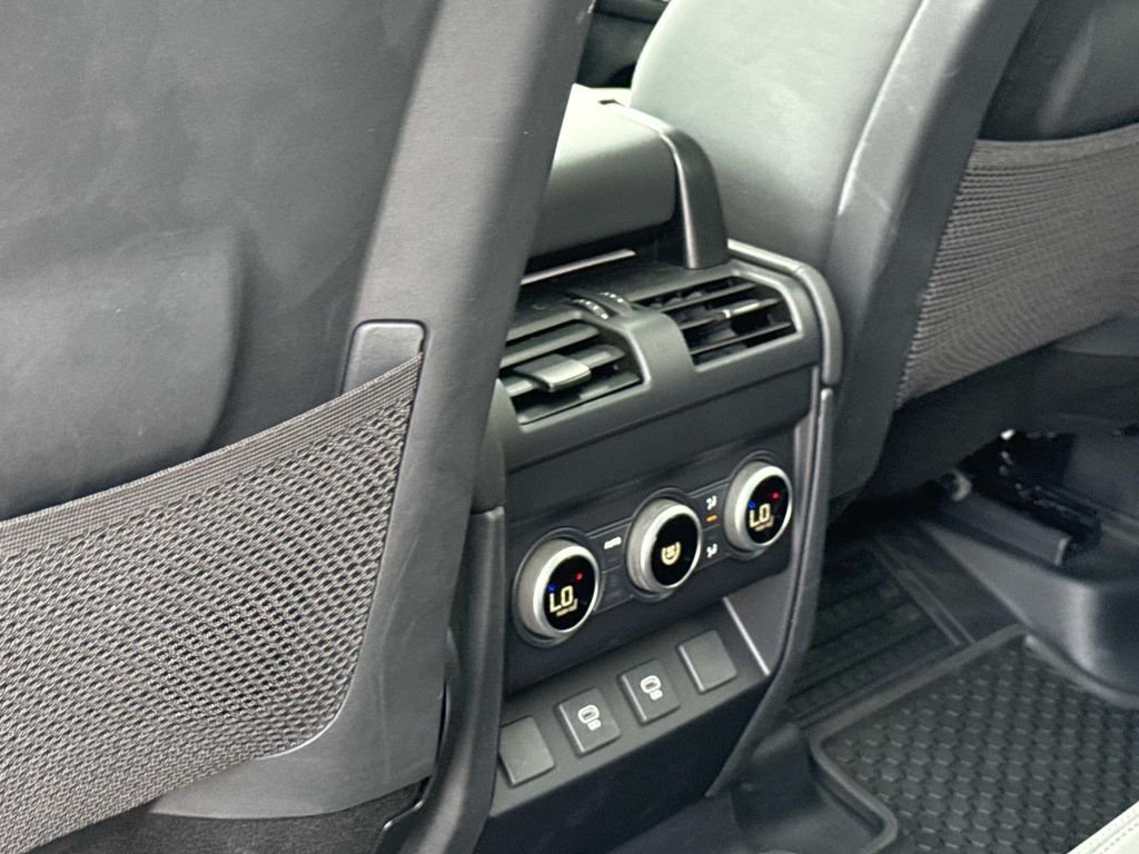2025 Land Rover Defender S - Photo 17
