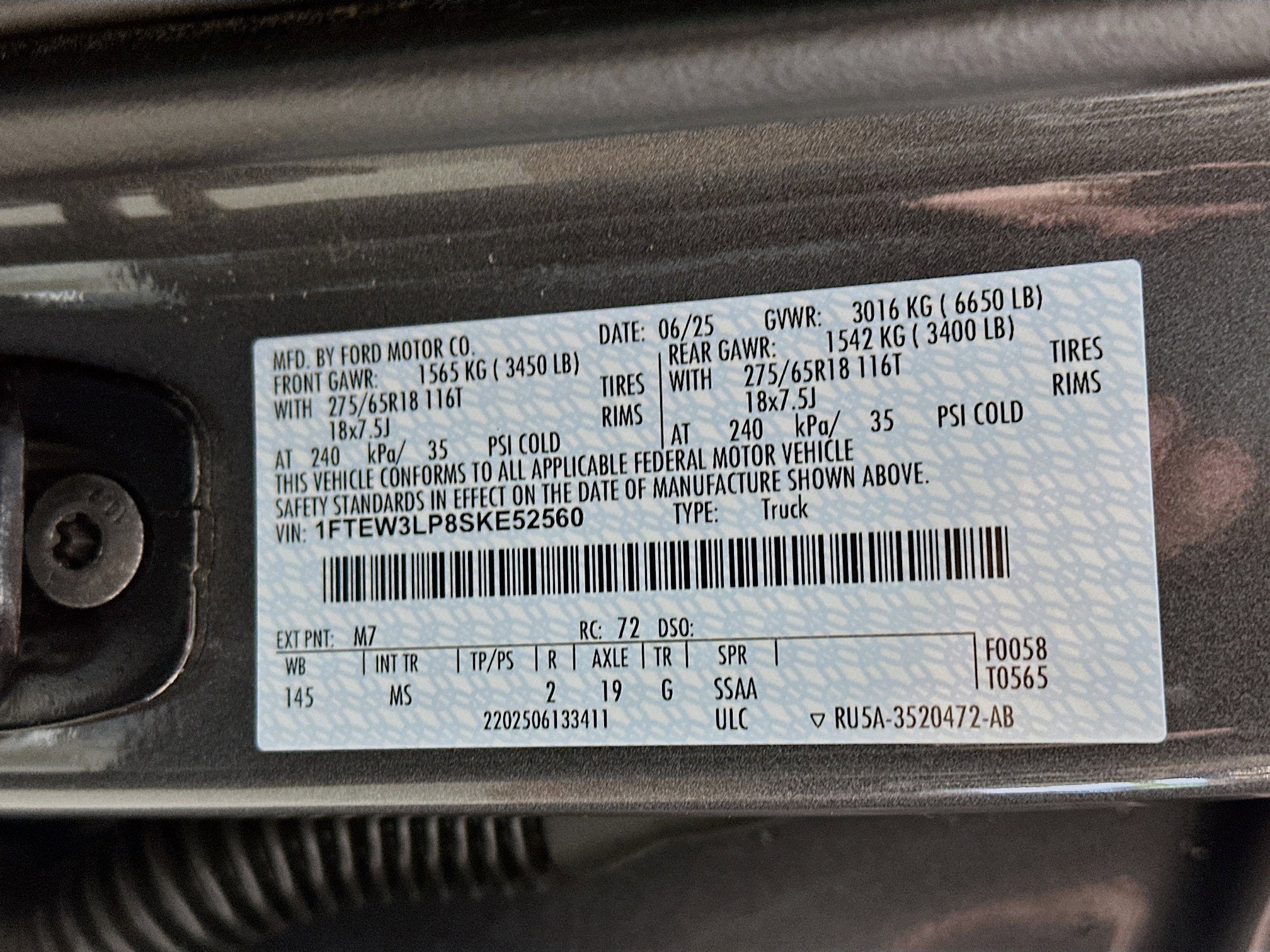 Used 2025 Gray Metallic Ford XLT image 29