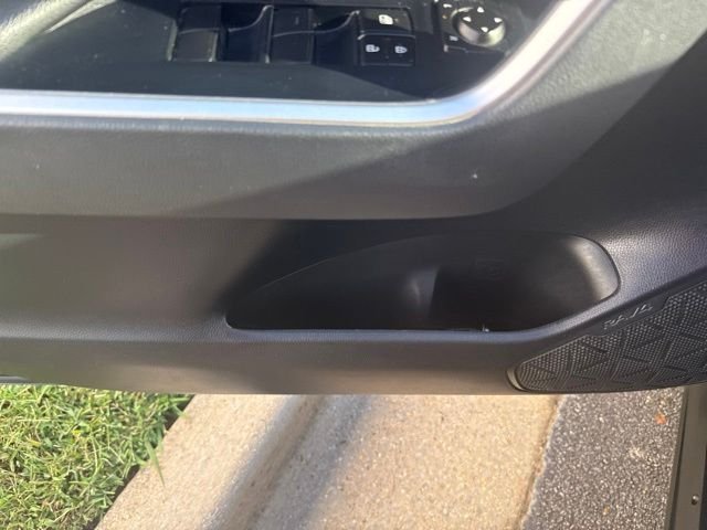 Used 2019 Blue Toyota XLE image 24