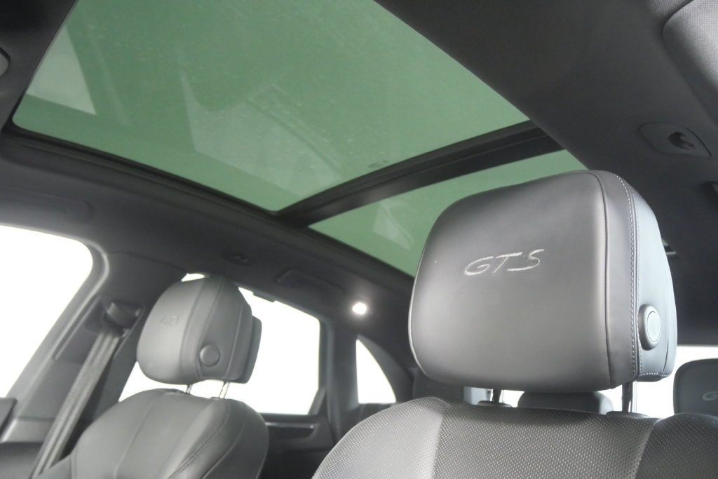 Used 2021  Porsche GTS image 12