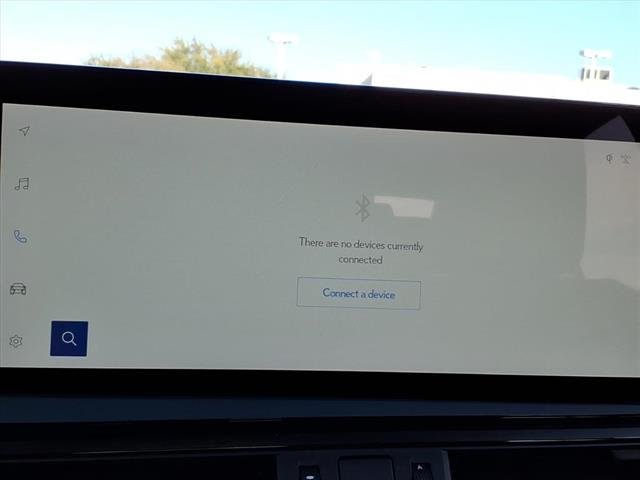 2025 Lexus ES Hybrid 300h - Photo 11