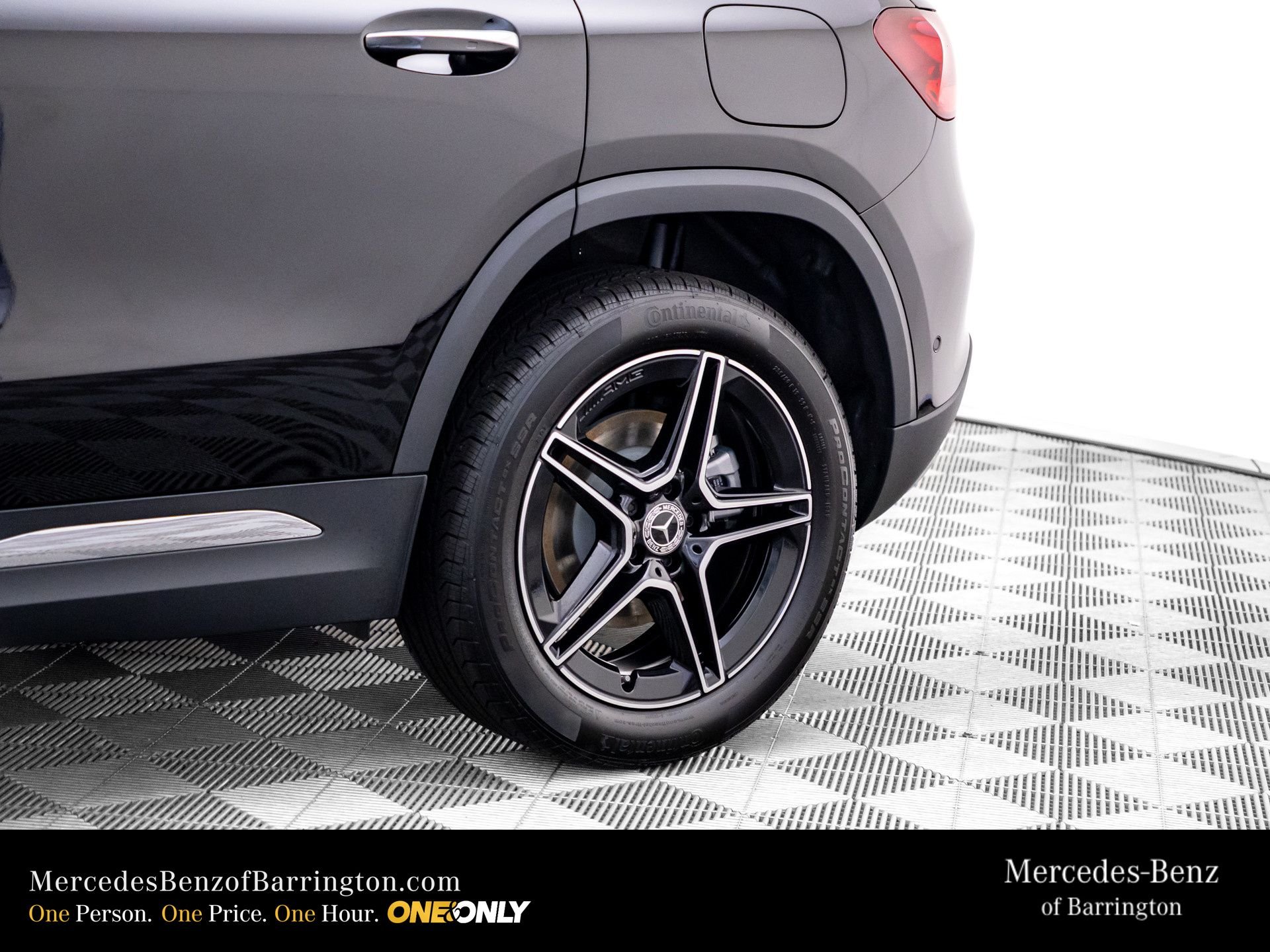 New 2026 Night Black Mercedes-Benz GLA 250 image 35