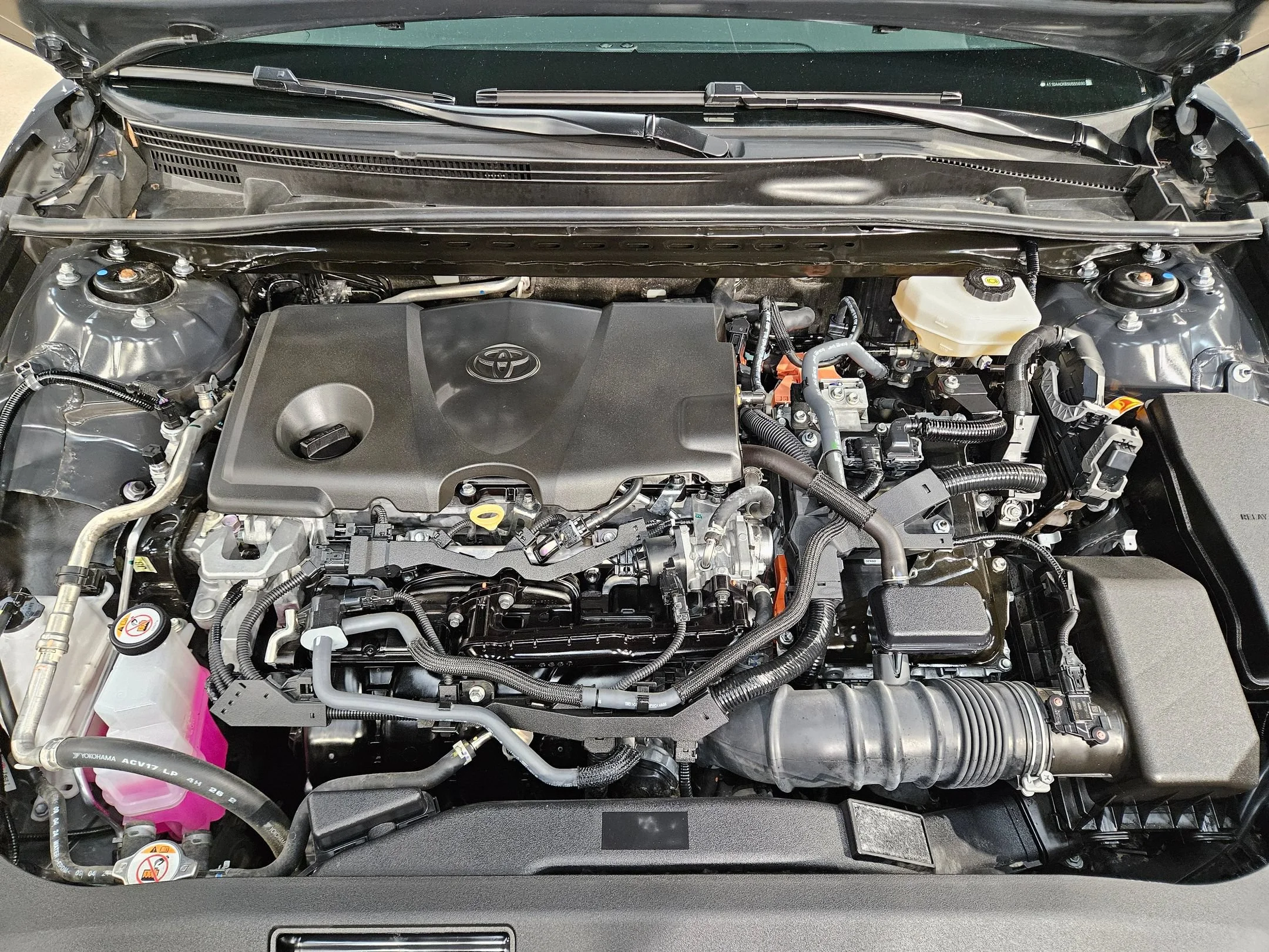 Used 2025 Underground Toyota SE image 19