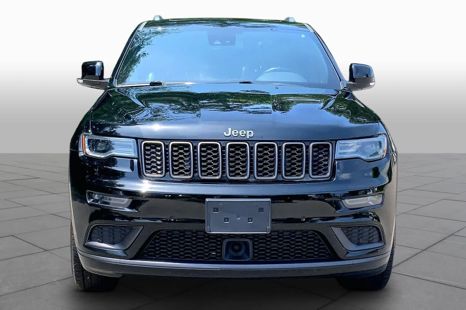 Used 2020 Diamond Black Crystal Pearlcoat Jeep Limited X image 4