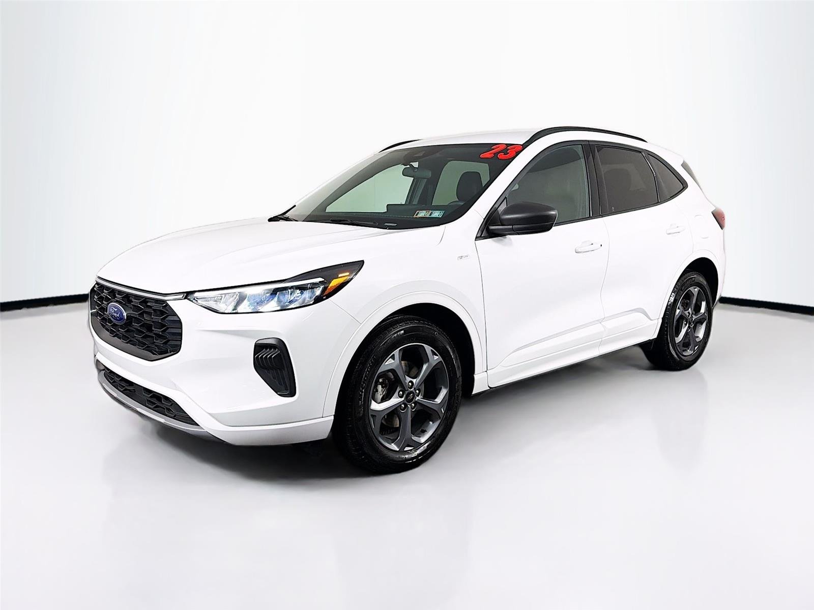 Used 2023 Oxford White Ford ST-Line image 7