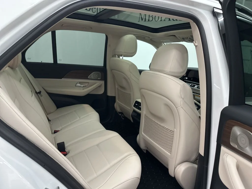 Used 2026 White Mercedes-Benz GLE 450 image 25