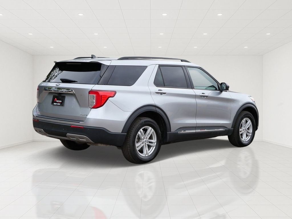 Certified Used 2023 Silver Ford XLT image 6