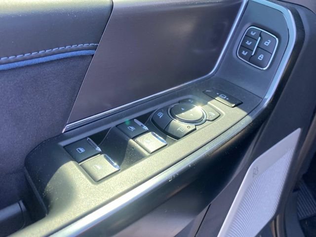 New 2026 White Ford Platinum image 11