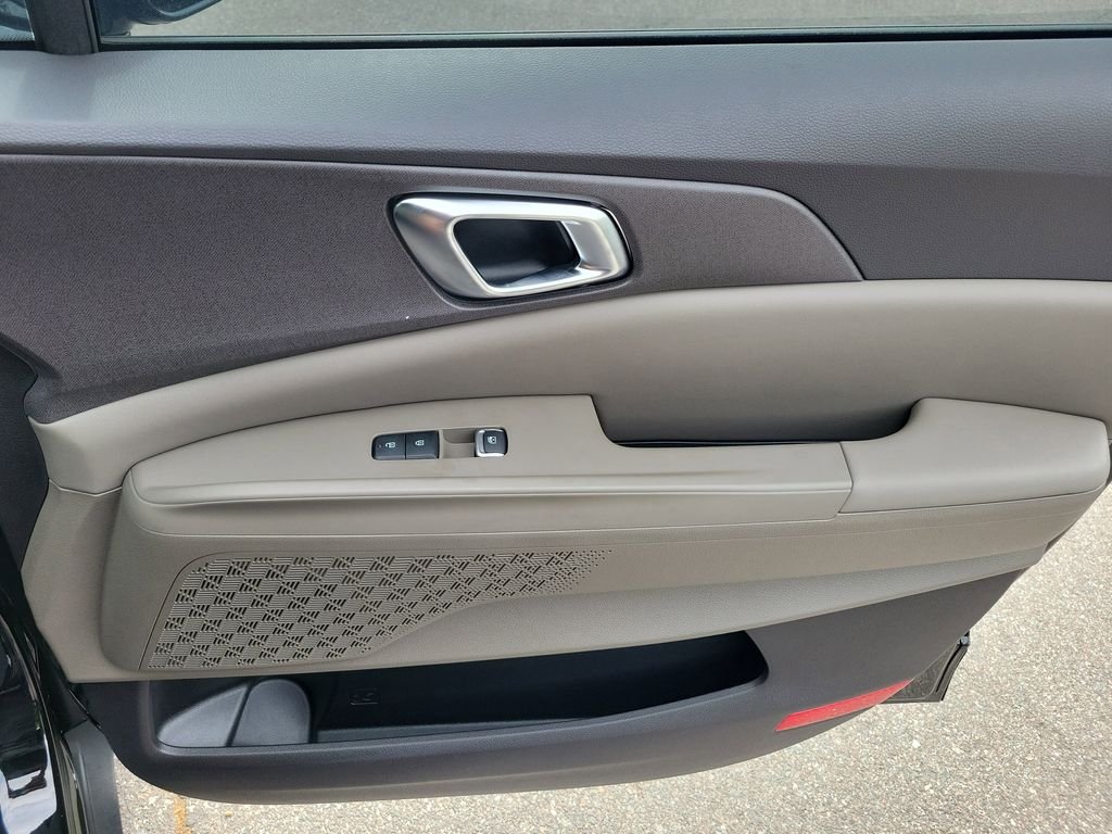 New 2026 Aurora Black Pearl Kia EX image 10