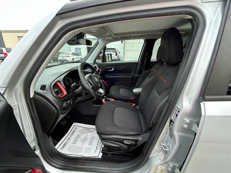 2018 Jeep Renegade Trailhawk - Photo 35