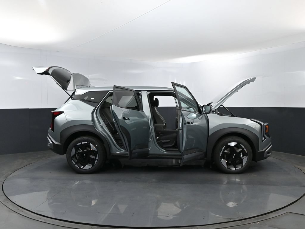 New 2027 Iceberg Green Kia S image 28