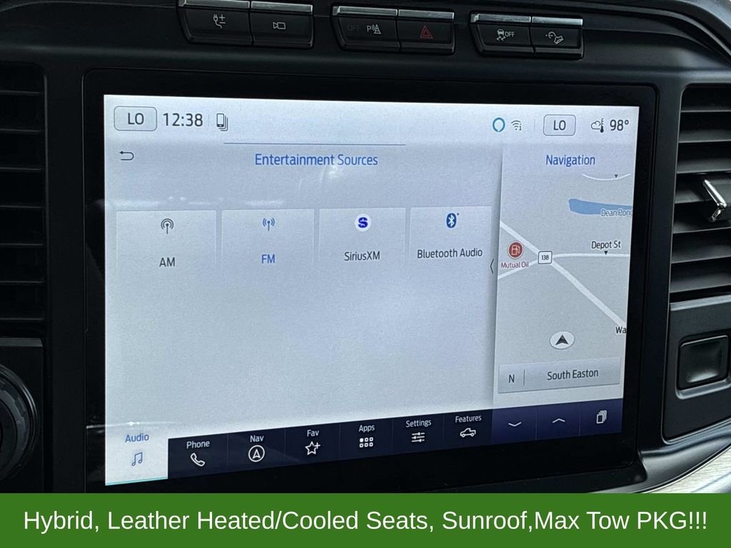 Used 2022 White Ford Lariat image 40