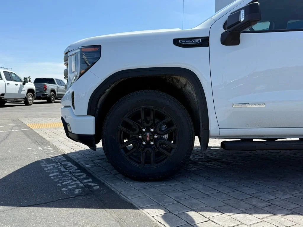 New 2026 Summit White GMC Elevation image 4
