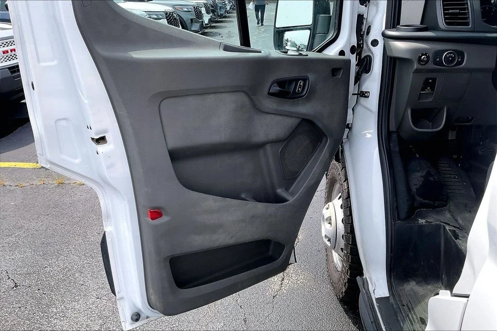 Used 2023 White Ford Base image 22