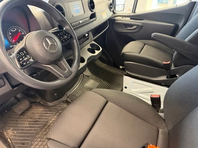 Used 2023 White Mercedes-Benz Cargo 144 WB image 10