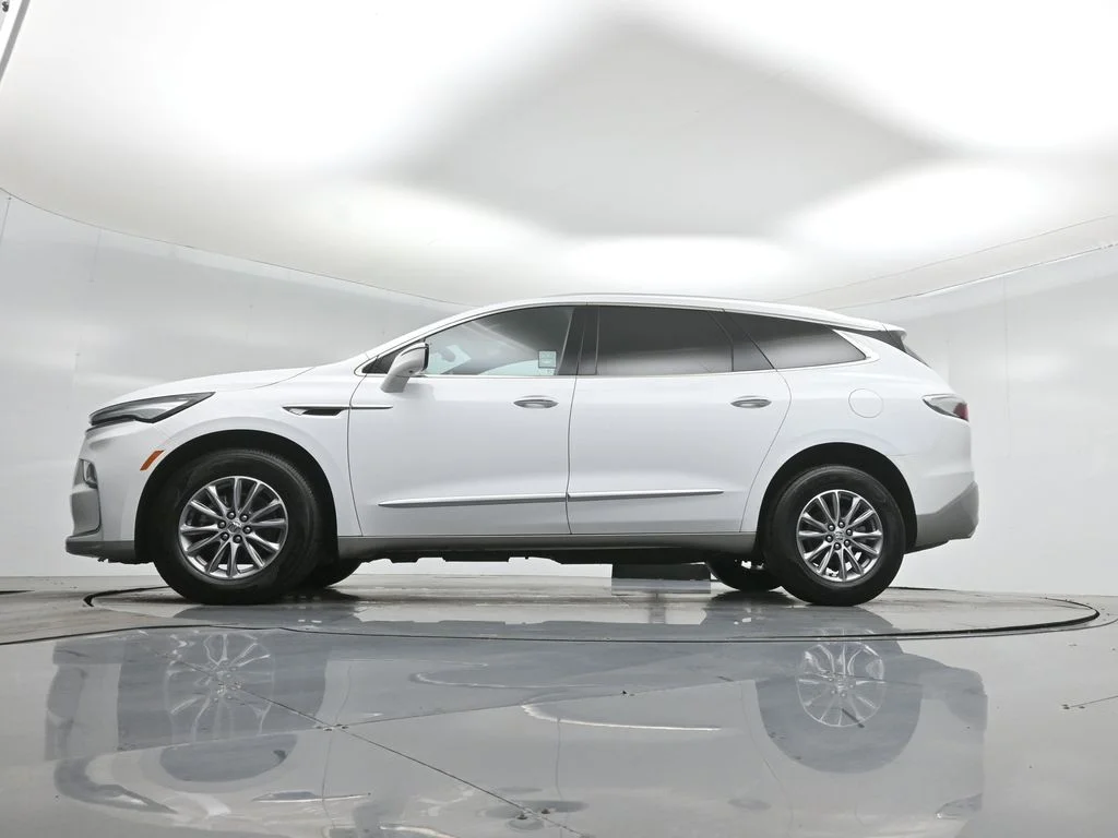 Used 2024 White Buick Premium Group image 55