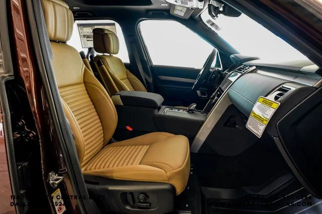 2026 Land Rover Discovery Gemini Edition - Photo 32