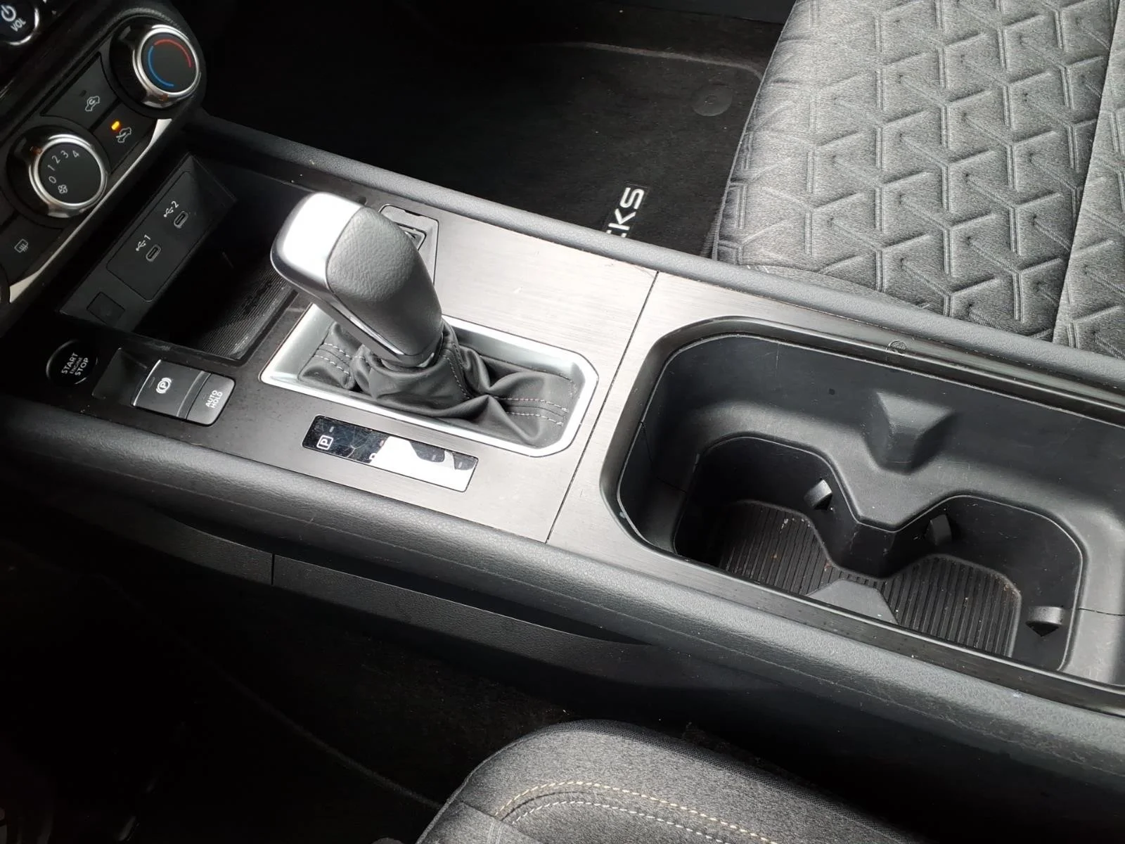 2025 Nissan Kicks SV Black at Robbins Nissan