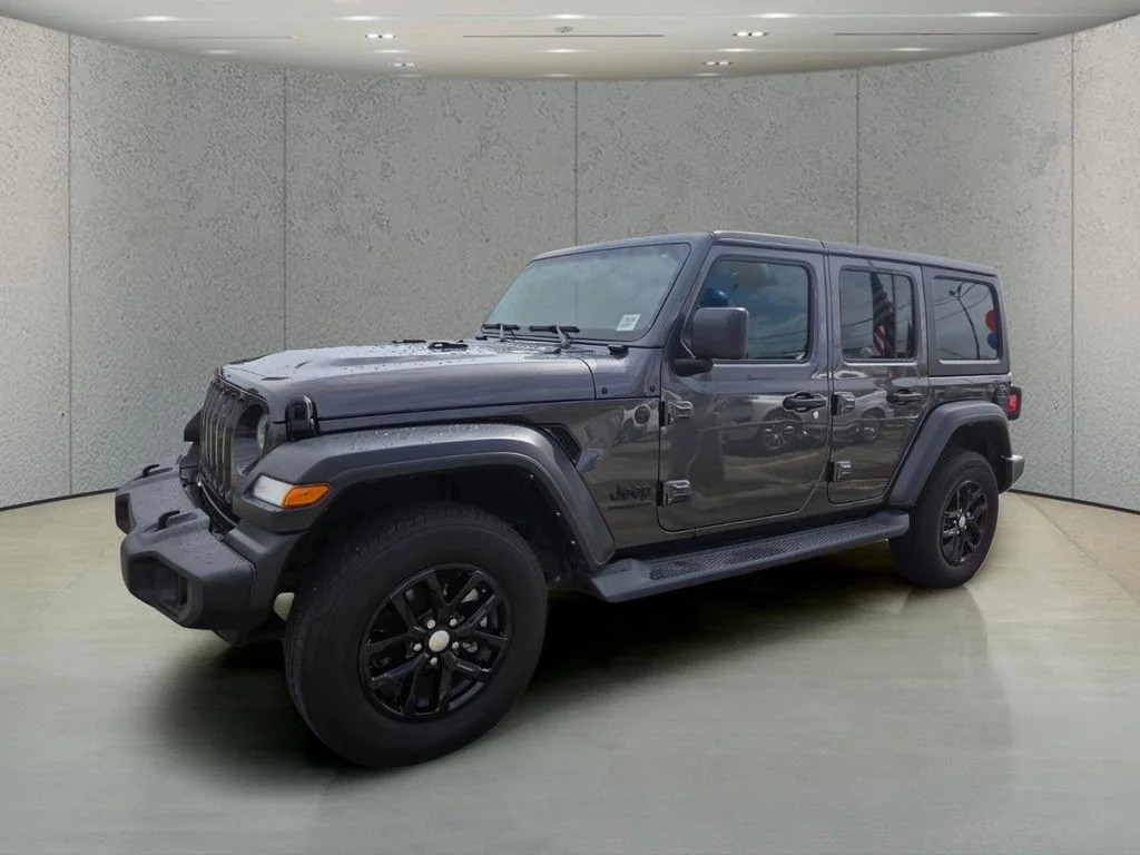 Used 2023 Gray Jeep Sport S image 9