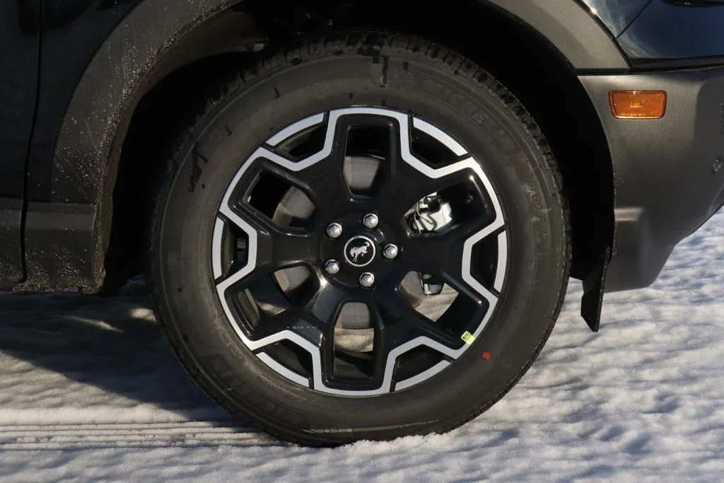 New 2025 Shadow Black Ford Outer Banks® image 43