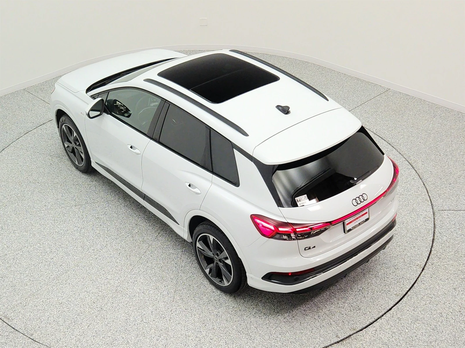 Used 2024 Glacier White Metallic Audi Premium Plus 50 quattro image 28