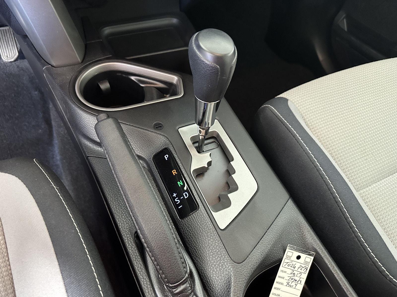 Used 2017 Electric Storm Blue Toyota XLE image 19